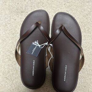 American eagle brown sandals never worn